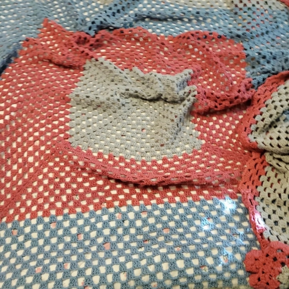 Vintage 70s Rose Blue and Gray Crocheted Afghan Blanket 84 by 84